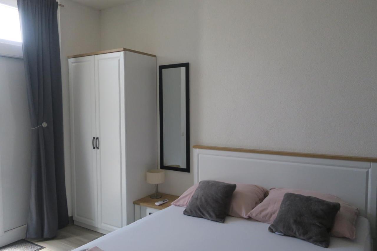 Mesic Apartment 塞尼 外观 照片