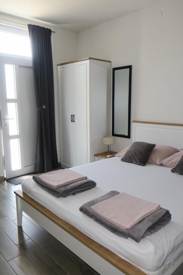 Mesic Apartment 塞尼 外观 照片