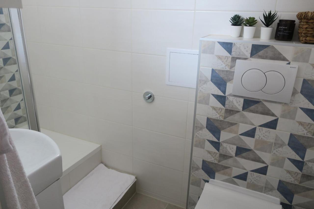 Mesic Apartment 塞尼 外观 照片