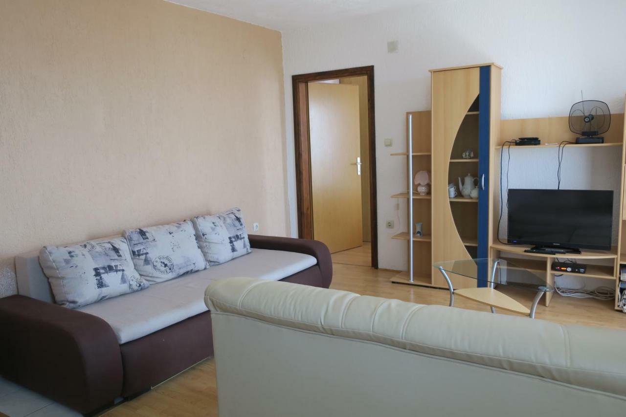 Mesic Apartment 塞尼 外观 照片